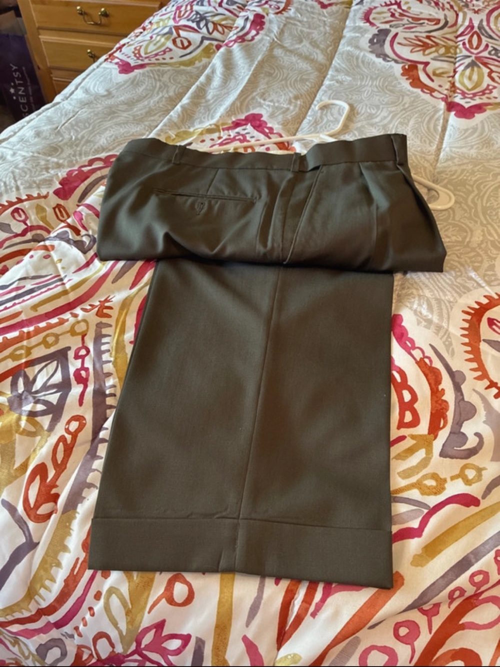 Men's Olive Dress Pants - Tailored Classic